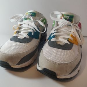 Nike air max tennis shoes